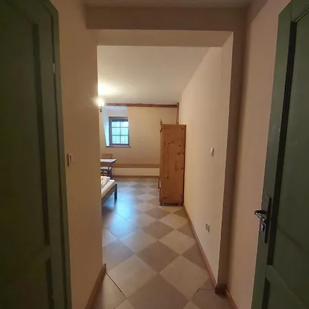 Pałac Książęcy We Wleniu 3*