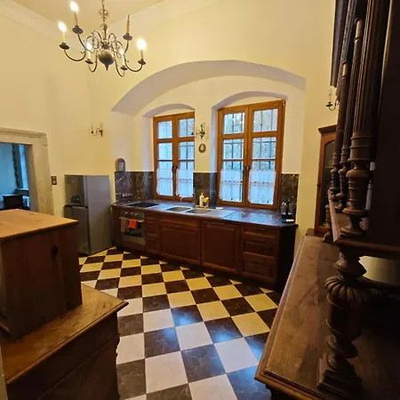 Palac Ksiazecy We Wleniu Resort
